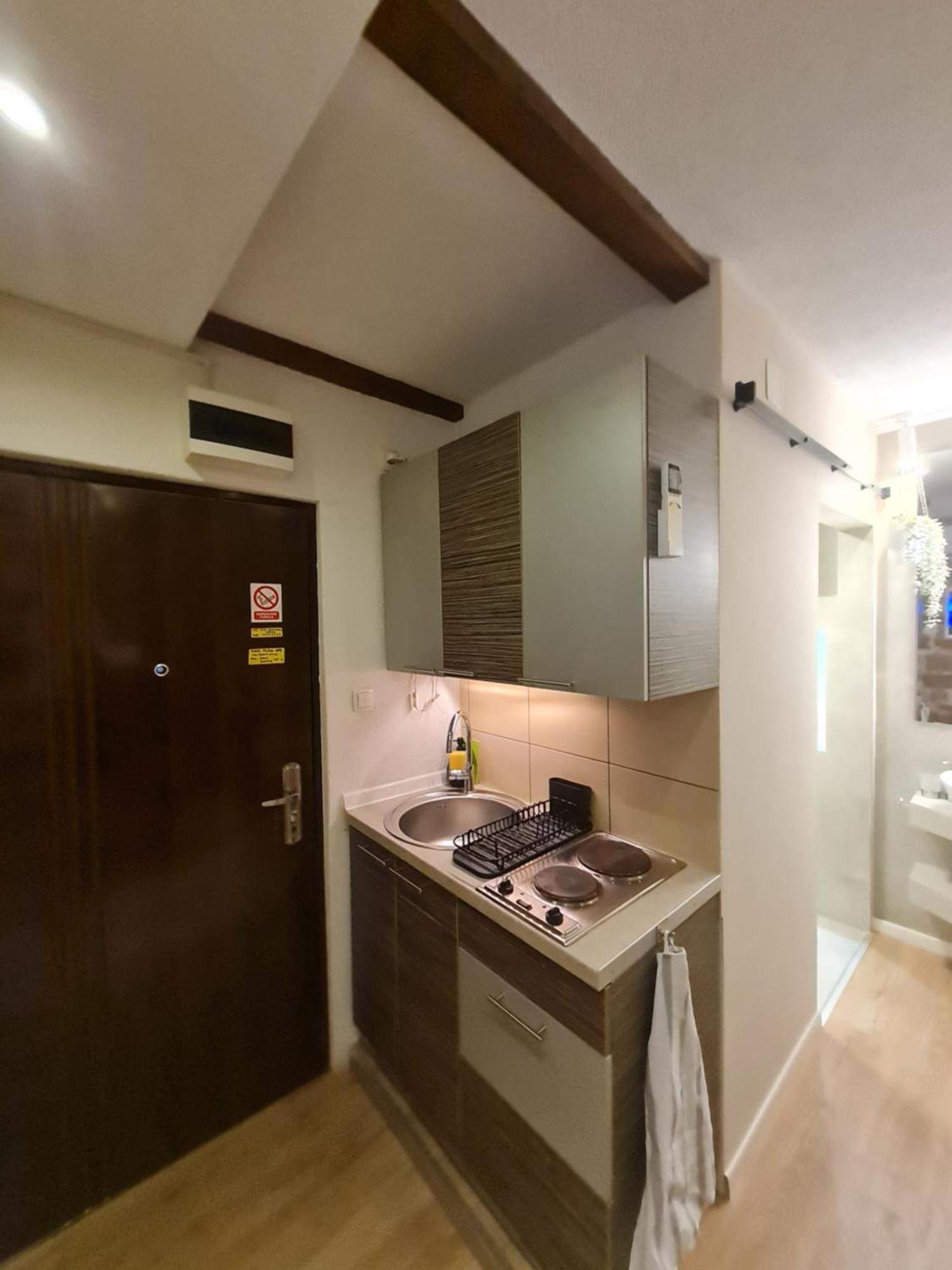 Rooms & Studio Apartments Šibenik Pokoj fotografie